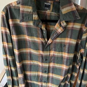 Todd Snyder Green and Yellow Casual Button Down Shirt